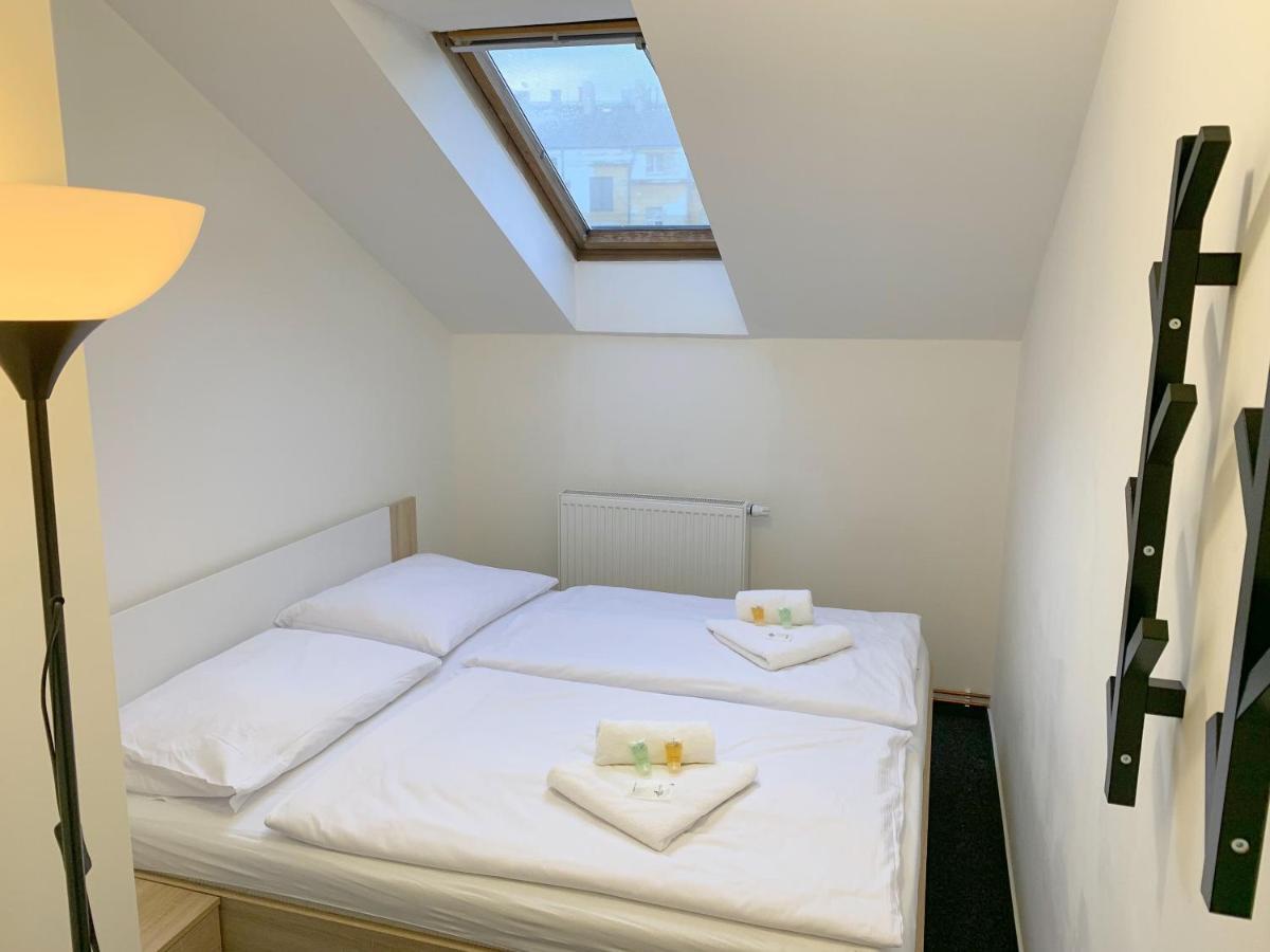 Affinity 2 Hotel